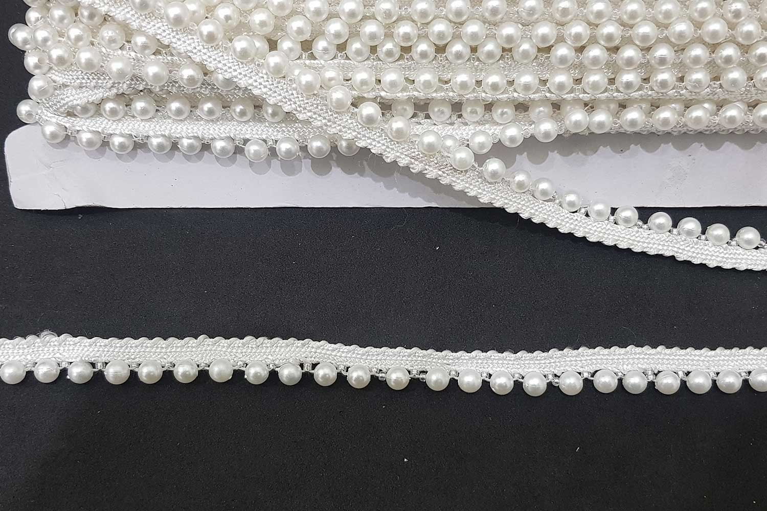 White Color Beaded Pearl Lace, Moti Lace for Dupatta, Suits etc. 6mm Beads  Size - Designers Need