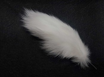 White color soft feather for craft material, hair pins etc.