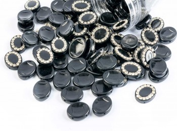 PLST0002 Black Color Oval Shape Pearl Stones with Chain
